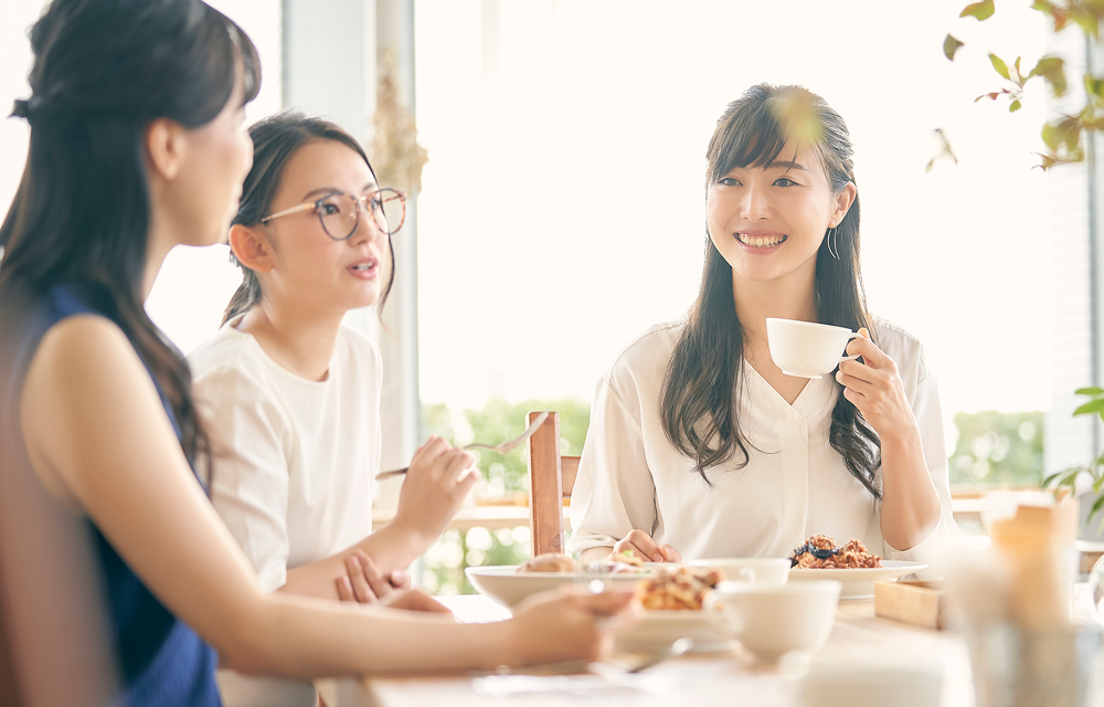 仕事の合間のランチ。
仕事帰りのディナー。